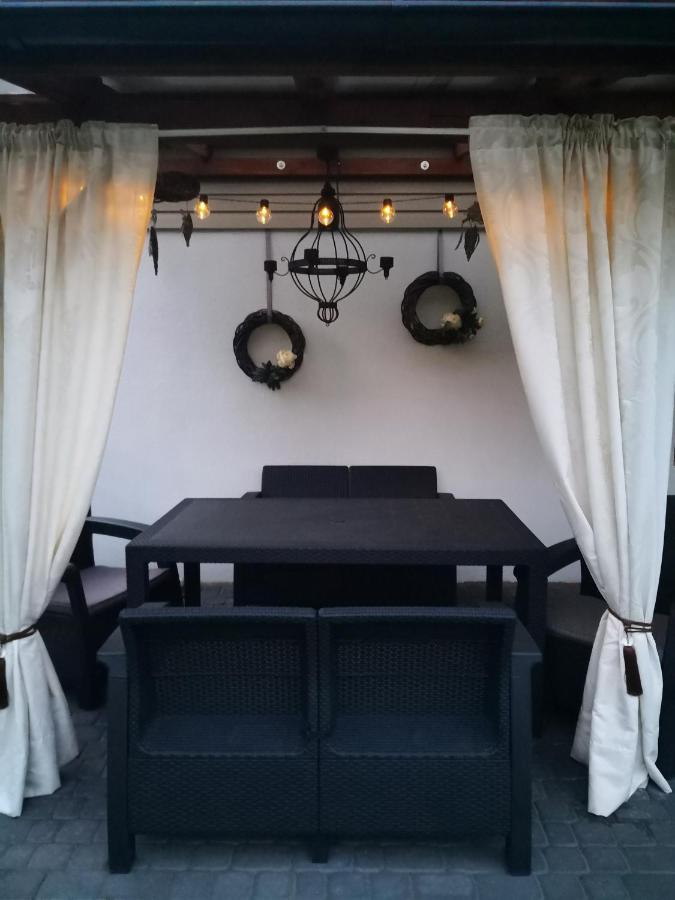 Podlaski Bon Turystyczny Emka Noclegi Apartamenty 아우구스투프 객실 사진